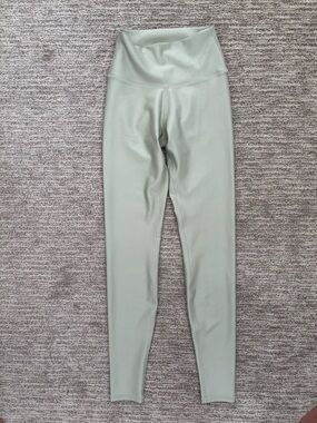 ALO Yoga High-Rise Light Sage Leggings